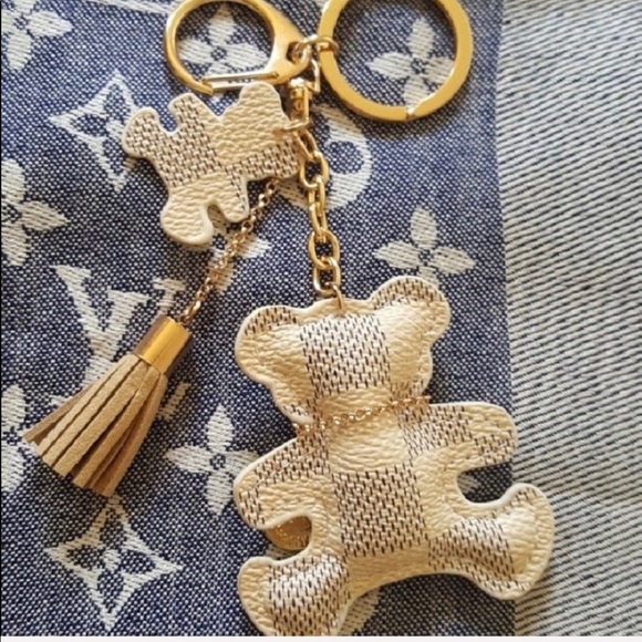 {LOUIS} adorable Bear checkered key chains - Picture 3 of 7